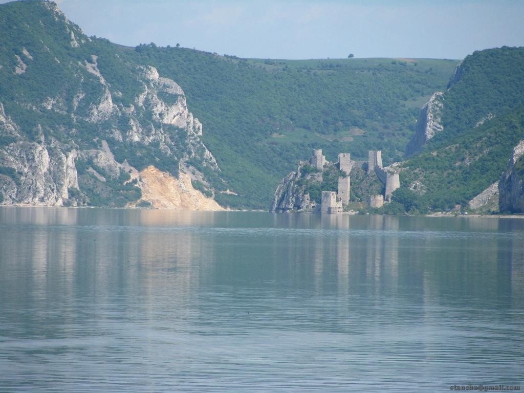 Смедерево, Серебряное озеро и национальный парк Джердап. Экскурсия в  Белграде. Сербия